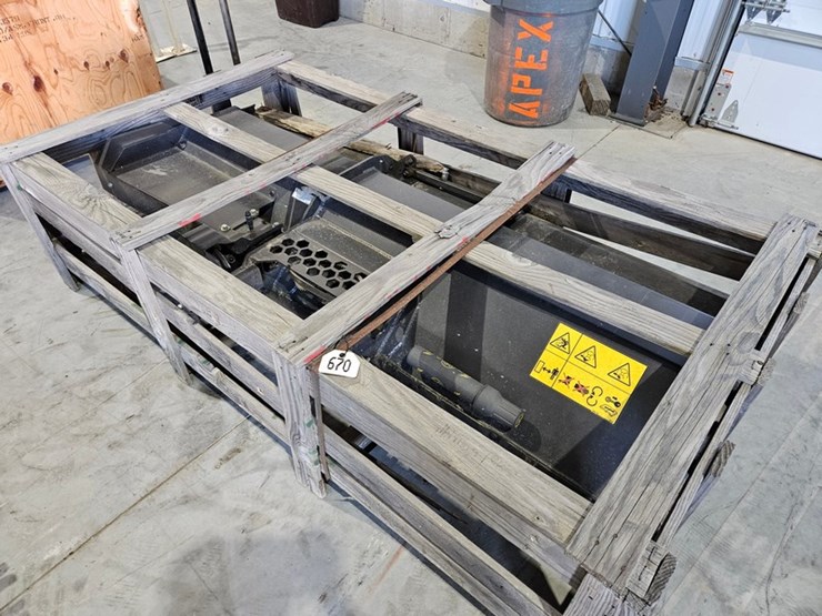 #670-•-bobcat-72"-front-mount-flail-mower-image-1