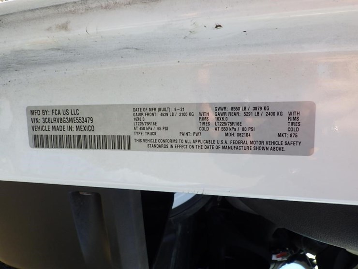 2021-dodge-1500-image-37