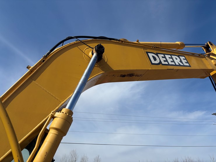 deere-160c-lc-image-38