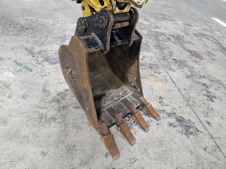 #686-•-yanmar-vic35-mini-excavator-image-9