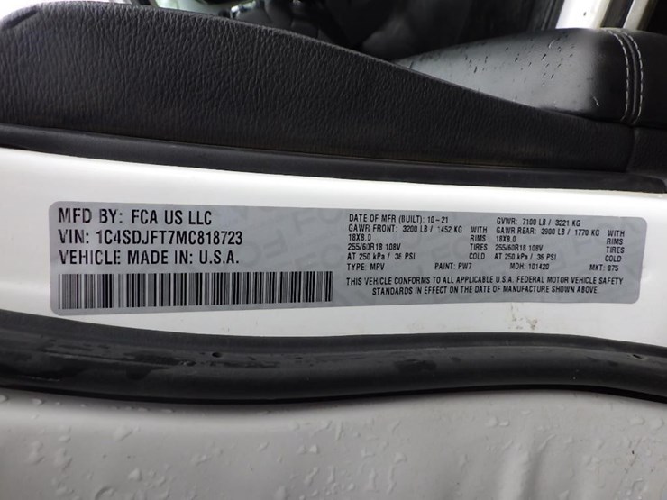 2021-dodge-durango-image-39