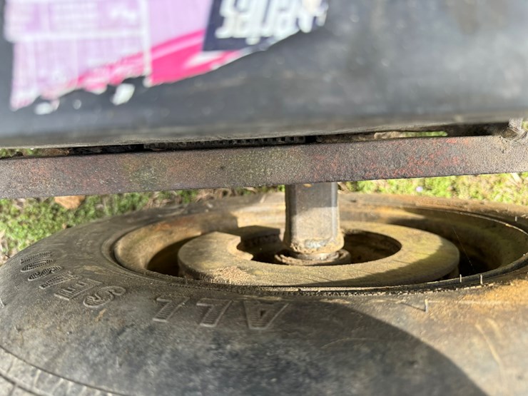 john-deere-4239d-image-12