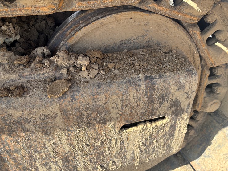 deere-160c-lc-image-80