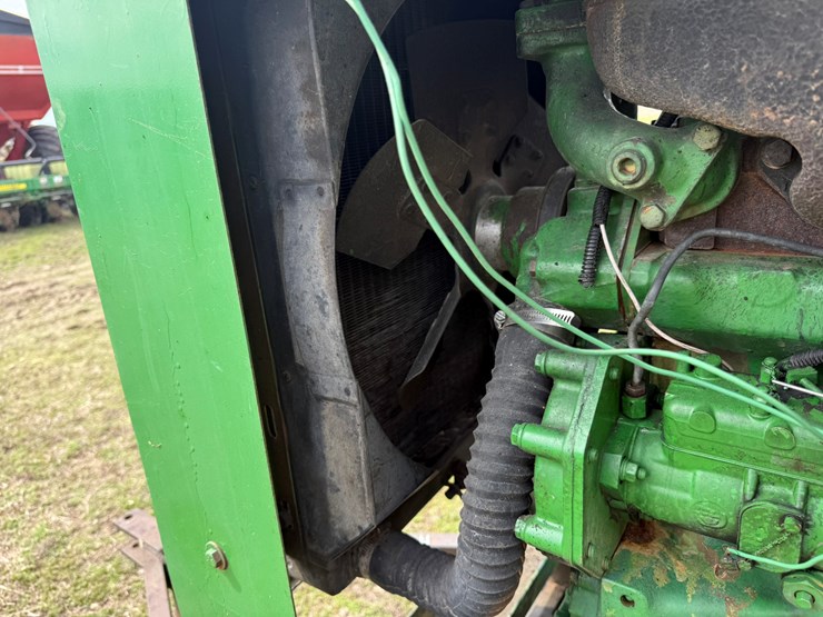 john-deere-4239d-image-21