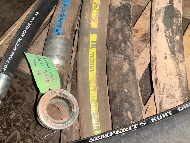 #241-•-hydraulic-hoses-image-10