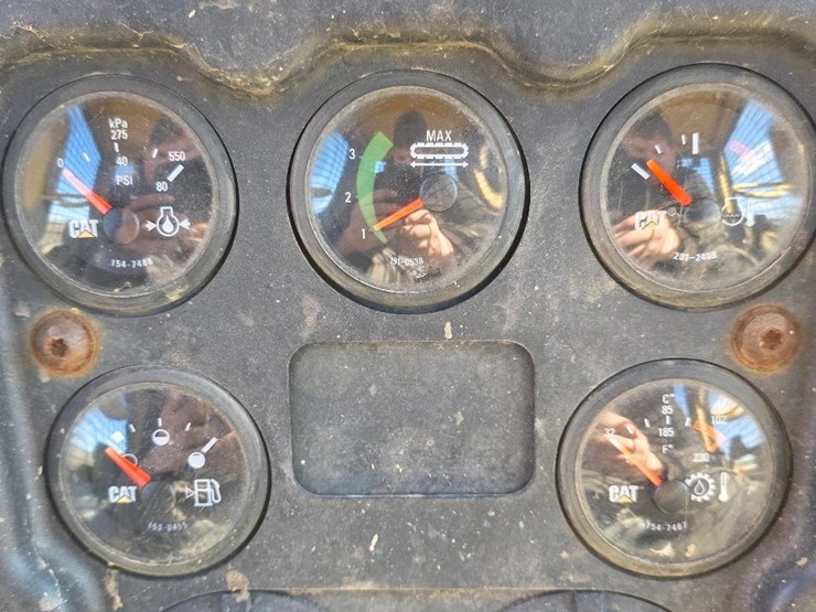 2007-caterpillar-d5g-image-17