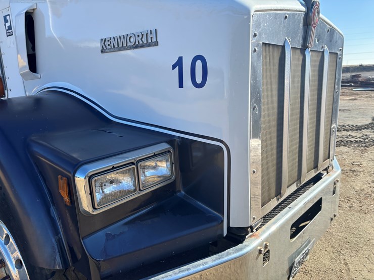 1990-kenworth-t880-image-17