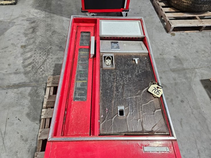 #705-•-cavalier-coke-vending-machine-image-7