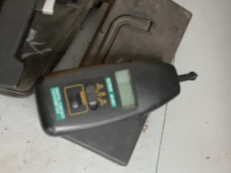 #104-•-raytek-thermometer-and-exteck-tachometer-image-3