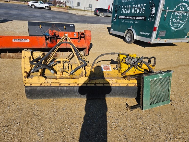 #640-•-tiger-91"-flail-mower-image-4