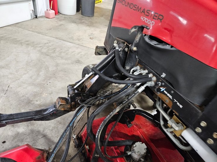 toro-groundsmaster-4700d-image-11