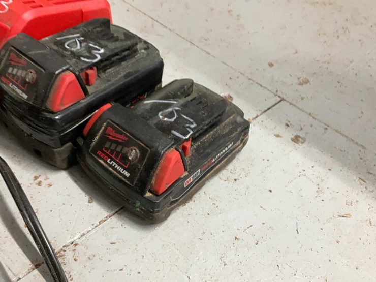 #103-•-milwaukee-cordless-grinder-image-4