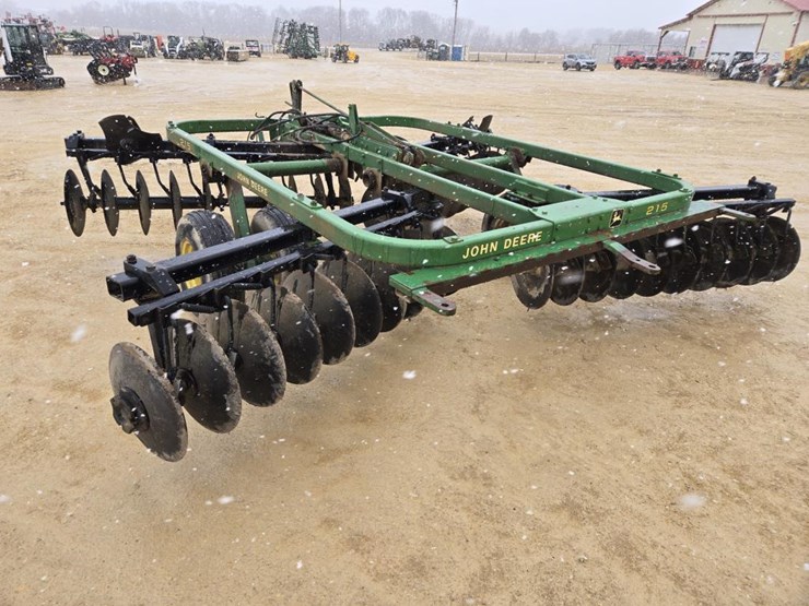 john-deere-215-image-11