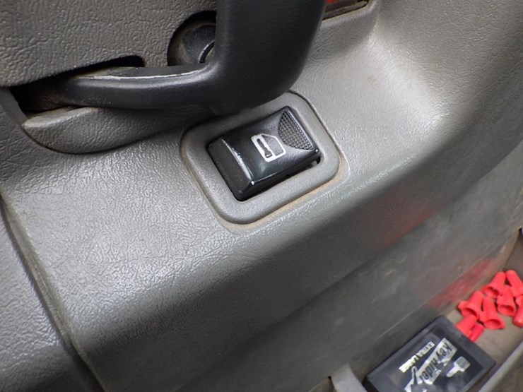 2014-gmc-savana-11'-s/a-cargo-van-image-25