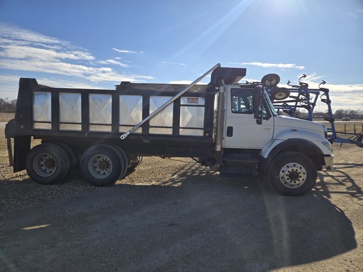 #204-•-2006-international-7500-tandem-dump-truck-image-15