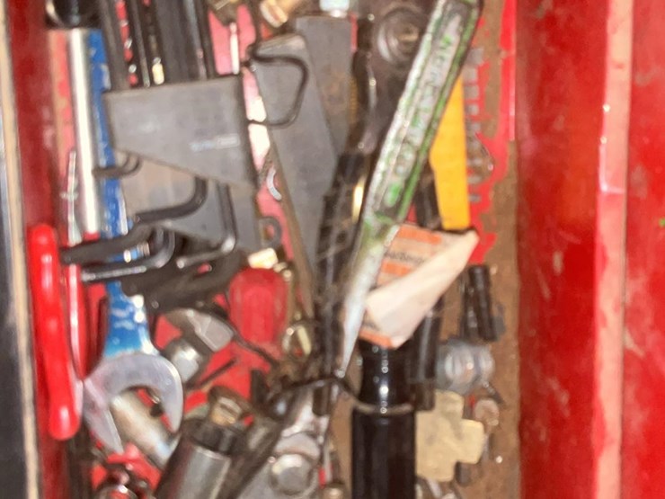 #111-•-stanley-packout-on-wheels-image-6