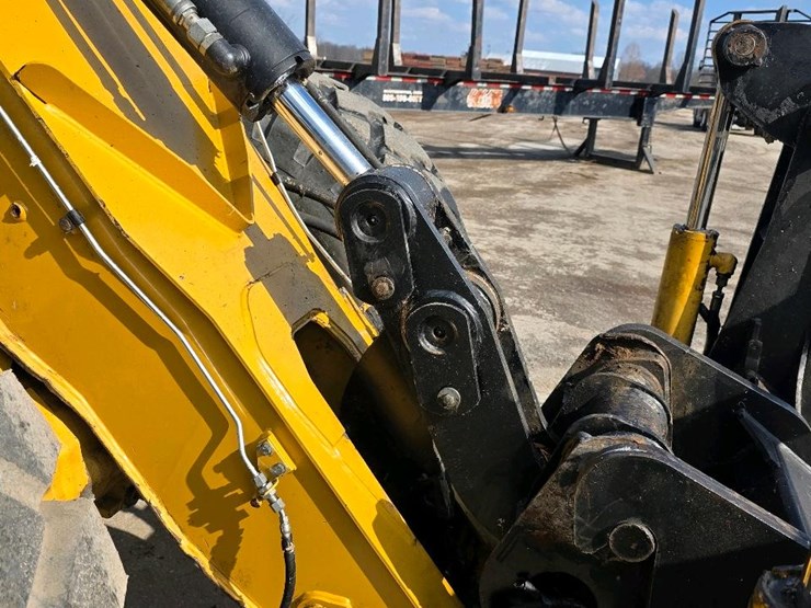 2011-caterpillar-924h-image-33