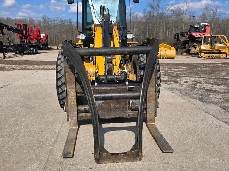 2011-caterpillar-924h-image-8