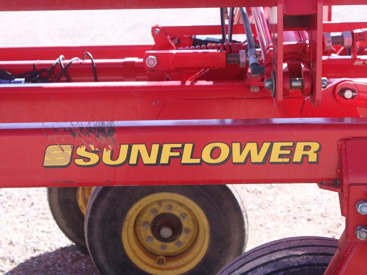 #1030-•-sunflower-6631-vt-soil-finisher-image-46