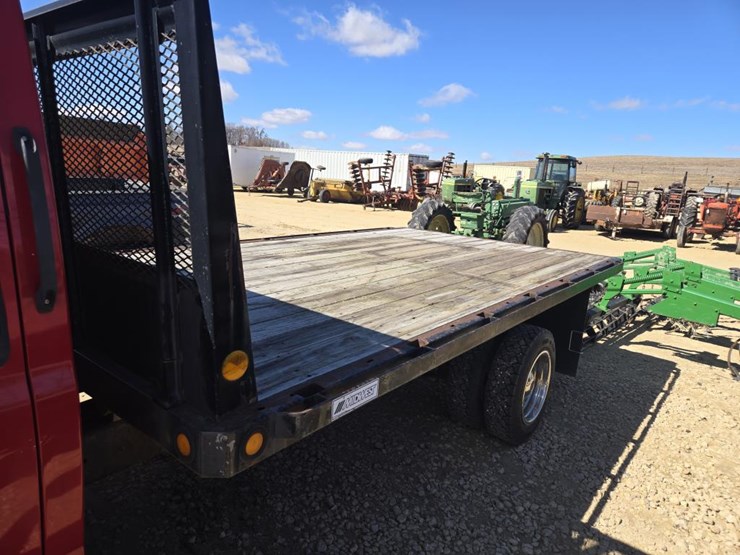 2003-gmc-topkick-image-14