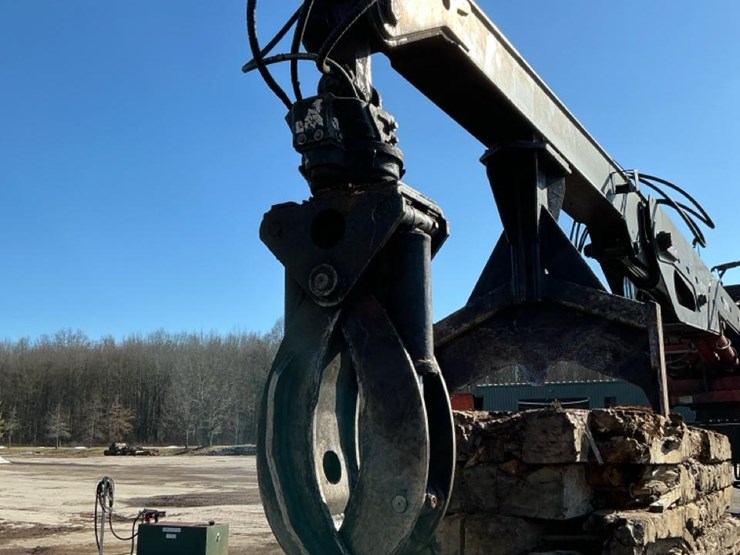 2017-hood-28000-image-47