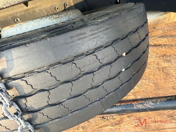 2019-ford-f550-xl-image-17