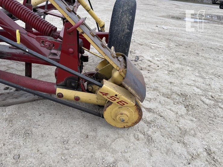 new-holland-456-image-5