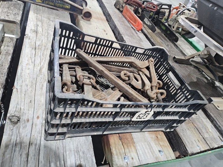 #624-•-(3)-trailer-jacks-image-9