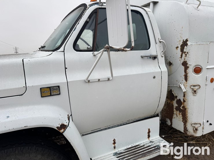 1982-chevrolet-c70-s/a-fuel-truck-image-10