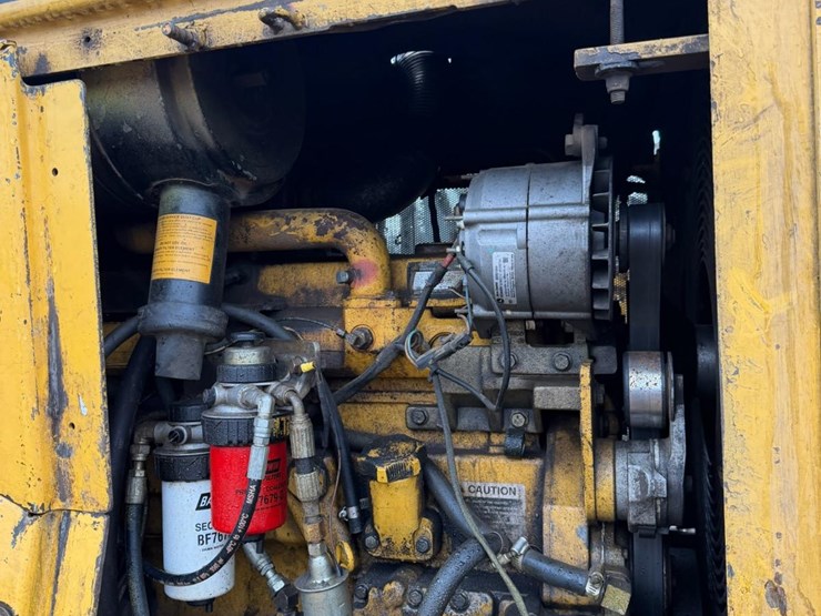 1999-deere-648-image-5