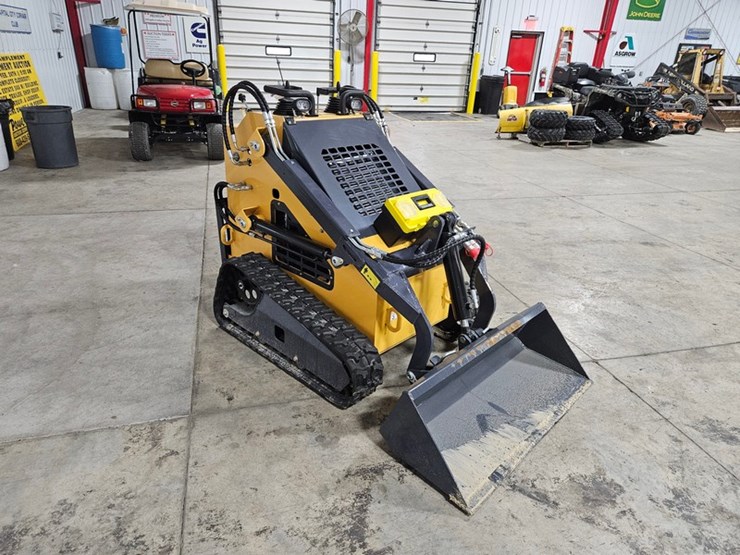 chevrolet-1ton-image-7