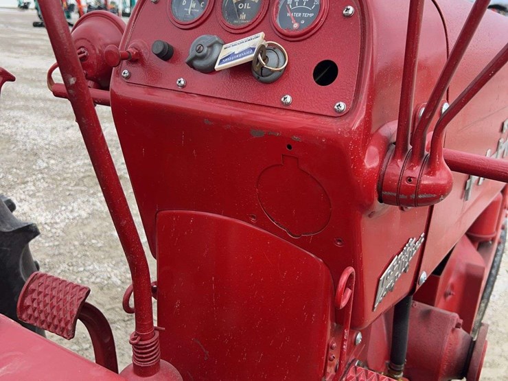 farmall-300-image-47