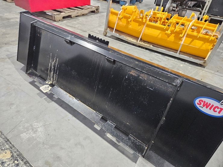 #707-•-2026-swict-66"-skid-steer-bucket-image-8