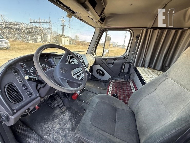 2004-morgan-22-ft-image-9