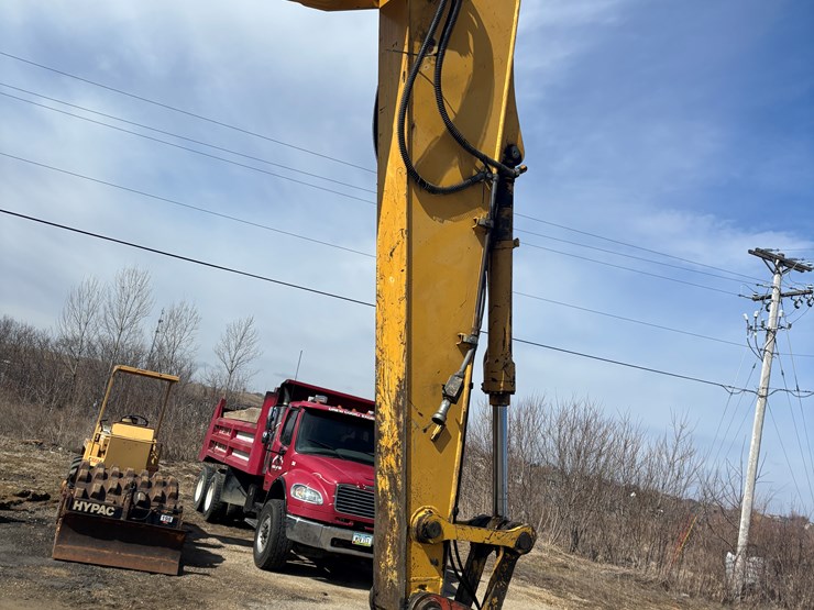 deere-160c-lc-image-40