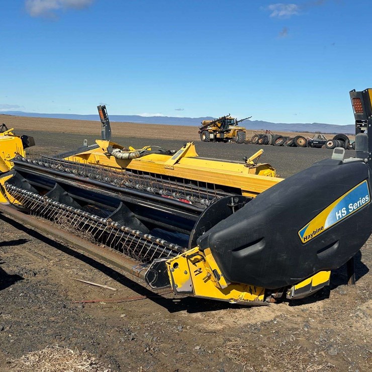 2011 NEW HOLLAND HAYBINE 16HS