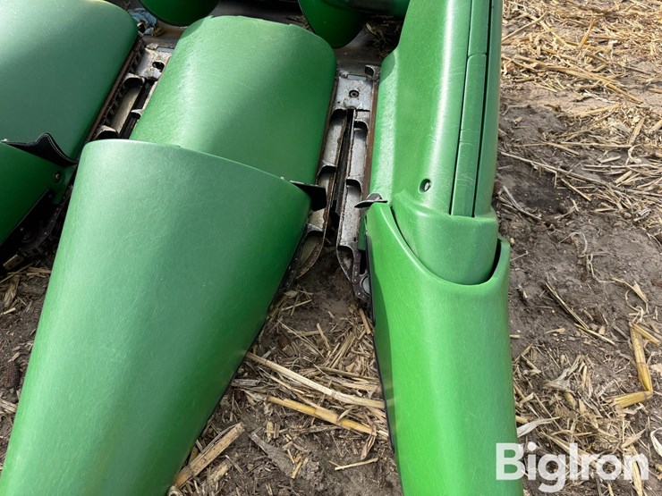 2008-john-deere-608c-image-12