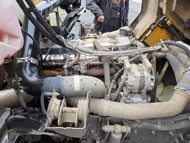 2005-elgin-sc-8000-s/a-street-sweeper-image-49