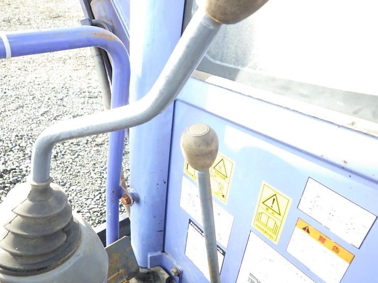 komatsu-pc20uu-3-image-34