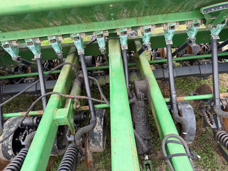 john-deere-1560-image-48