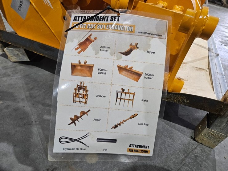 #706-•-giyi-mini-excavator-set-image-8