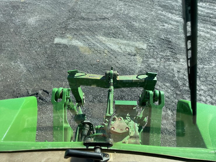 2002-john-deere-8520t-image-35