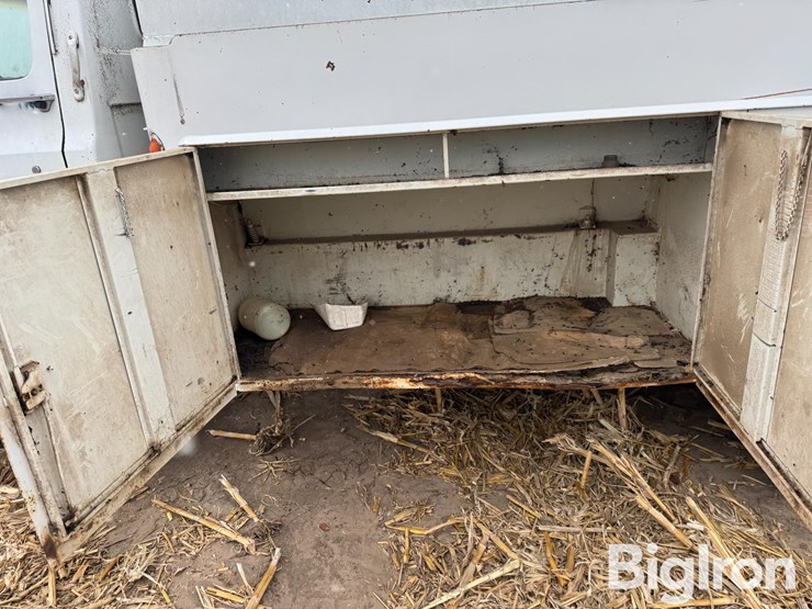 1982-chevrolet-c70-s/a-fuel-truck-image-14