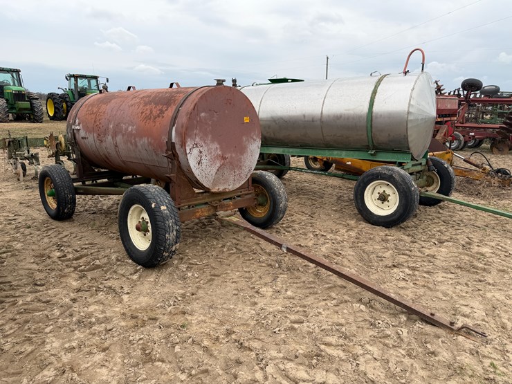 #41260-•-~600-gallon-fuel-wagon-image-2