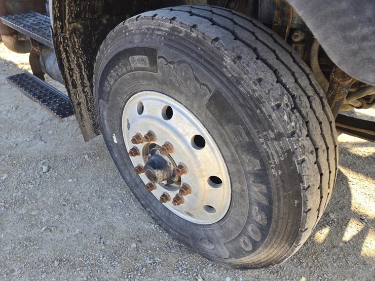 #204-•-2006-international-7500-tandem-dump-truck-image-17