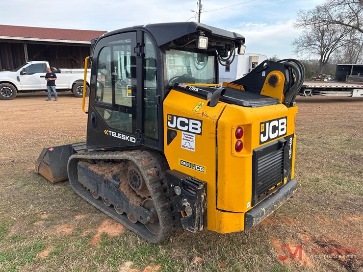 2023-jcb-2ts-7t-image-3