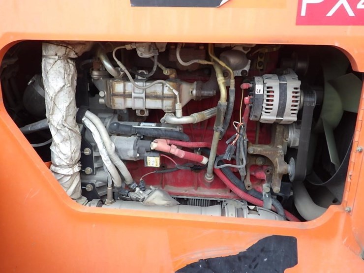 2015-jlg-8042-image-18