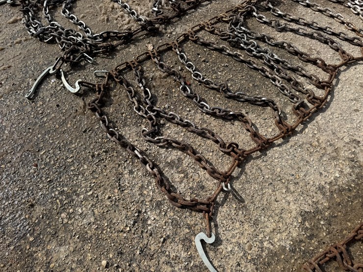 #3277-•-2016-liebherr-542-wheel-loader-w/-plow-and-chains-image-79