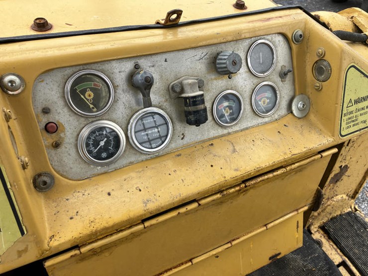 caterpillar-941-image-14