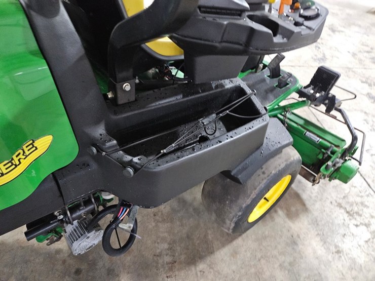 john-deere-2500e-image-15